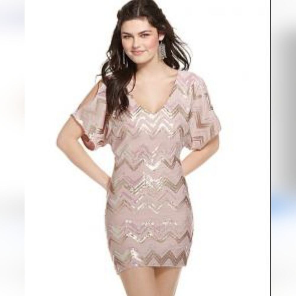 Love Reign Pink & Silver Seqiun Chevron Body Con Dress Party Wedding Sz S #1221